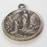 Medaglia Vergine Lourdes e Papa Giovanni Paolo II