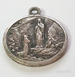 Medaglia Vergine Lourdes e Papa Giovanni Paolo II