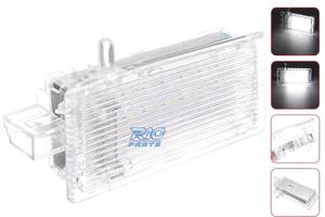 PLAFONIERA LED PER PORTAOGETTI O BAGAGLIAIO BMW E4