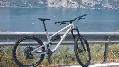 Canyon Spectral CF 8 