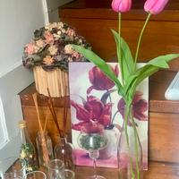 Fiori finti e pot-pourri, portacandele, quadro