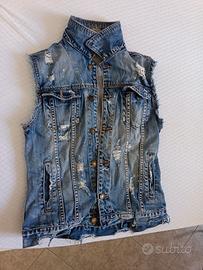 gilet di jeans ripped
