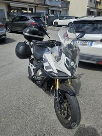 CF Moto 650 MT