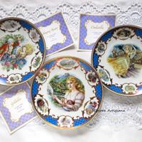 3 Piatti Favole. Porcellana Limoges 1983 con scale