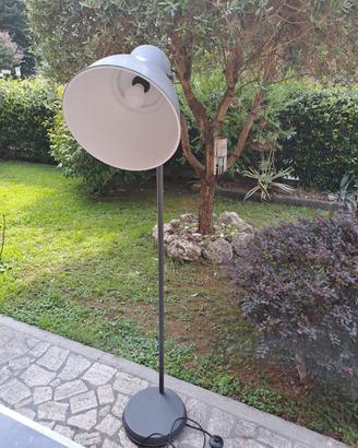 Piantana / Lampada da terra 