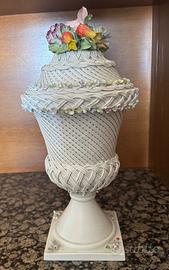 Vaso in porcellana Capodimonte