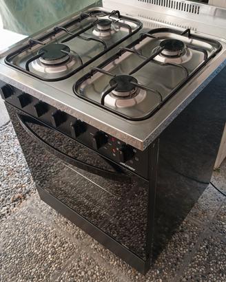 piano cottura a metano più forno elettrico 