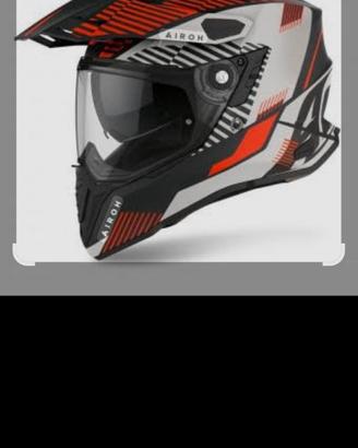 Casco airoh commander