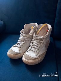 Nike blaze 