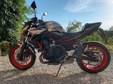 Kawasaki Z650 ABS – perfette condizioni – 7.822 km