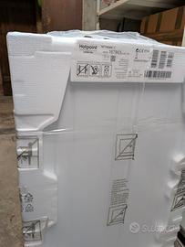 Lavatrice Hotpoint Ariston NF746WK