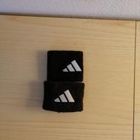 2 polsini Adidas 
