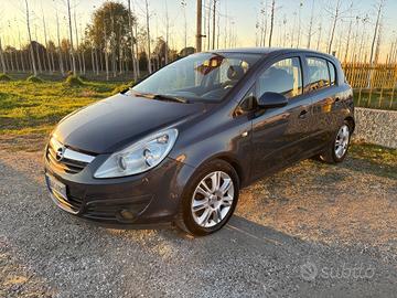 Opel Corsa 1.2 5 porte Easytronic Club