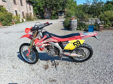 Honda CRE450 Enduro 