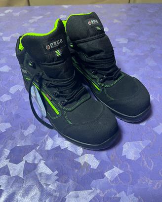 Scarpe infortunistiche