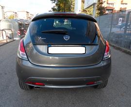 Lancia Ypsilon 1.2 69 CV 5 porte S&S Gold