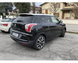 SSANGYONG Tivoli - 2015