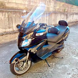 Suzuki Burgman 650 Executive abs