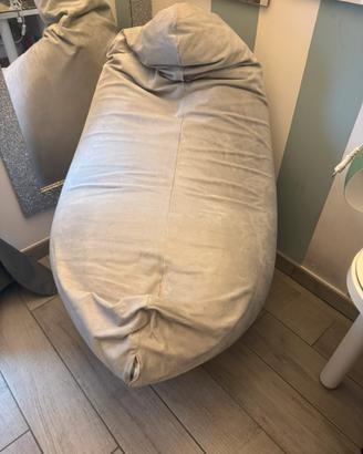 Pouf color grigio