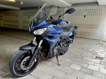 YAMAHA Tracer 700 + Tris Valigie