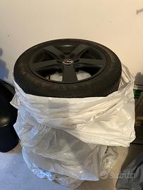 Cerchi e gomme volvo v40