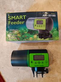 Mangiatoia automatica per acquario 