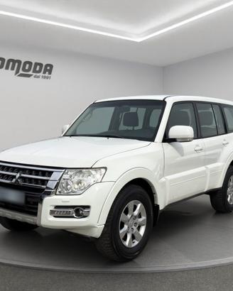 MITSUBISHI Pajero 3.2 5p. 7 POSTI - GANCIO