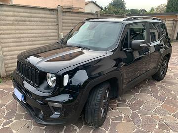 Jeep Renegade limited edition 80th Ann. All Black