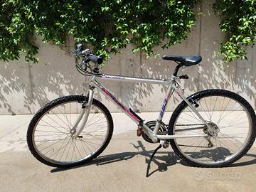 Bicicletta uomo Bottecchia anni '90