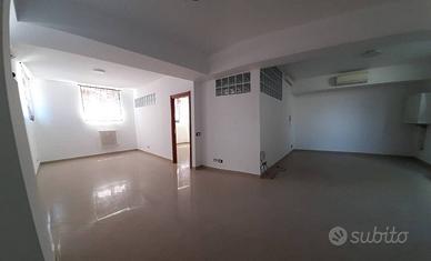 Immobile di 75 m² con 2 locali a Buccinasco
