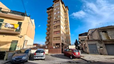 3 VANI RISTRUTTURATO - Zona Brancaccio,