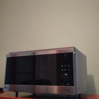 Forno a microonde smart LG 1100w 39L