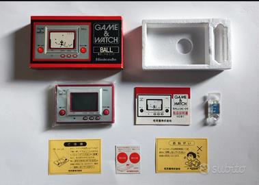 Game & Watch Ball AC-01 - Nintendo ©1980 - Raro