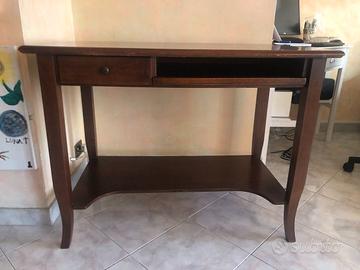 Scrivania  per PC in Legno