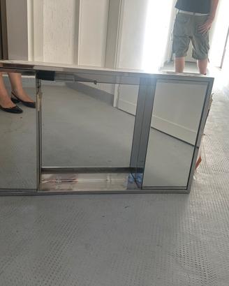 Mobiletto a soecchio per bagno