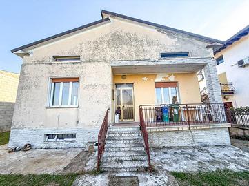 VILLA SINGOLA A ROVATO