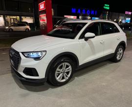 Audi Q3 35 TDI S tronic Business