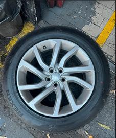 Cerchi con pneumatici Land Rover 18
