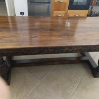 tavolo in legno massello 