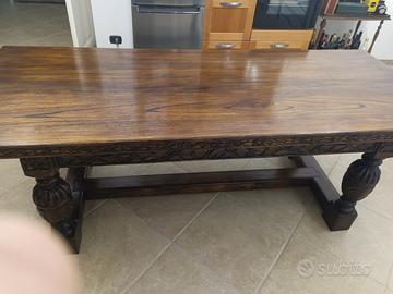 tavolo in legno massello 