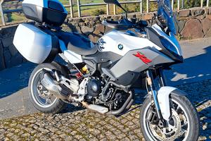 BMW  F 900 XR