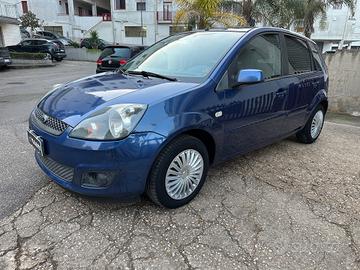 Ford Fiesta 1.4 TDCi 5p. Ghia