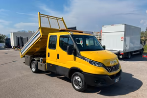 IVECO DAILY 35C18 HI-MATIC DOPPIA CABINA CON RIBAL