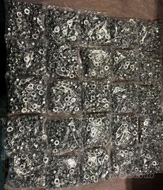 Dadi flangiati M10 acciaio inox aisi 304 NUOVI
