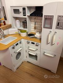 Cucinetta in legno per bambini