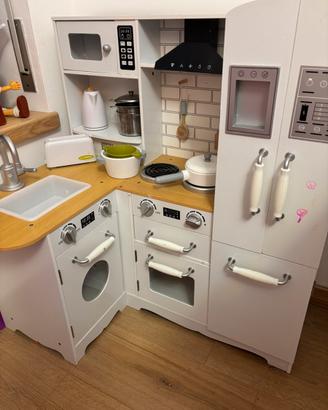 Cucinetta in legno per bambini