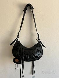 Le cagole balenciaga