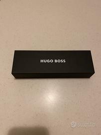 Penna a sfera HUGO BOSS mai usata
