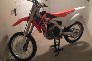 Honda 250 cross