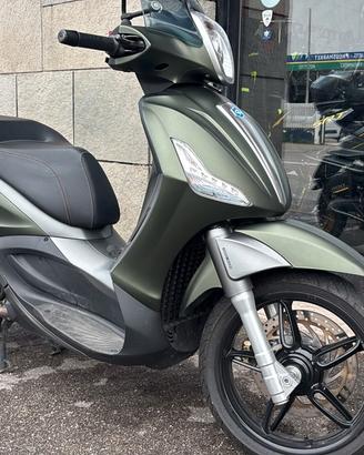 Piaggio Beverly 350